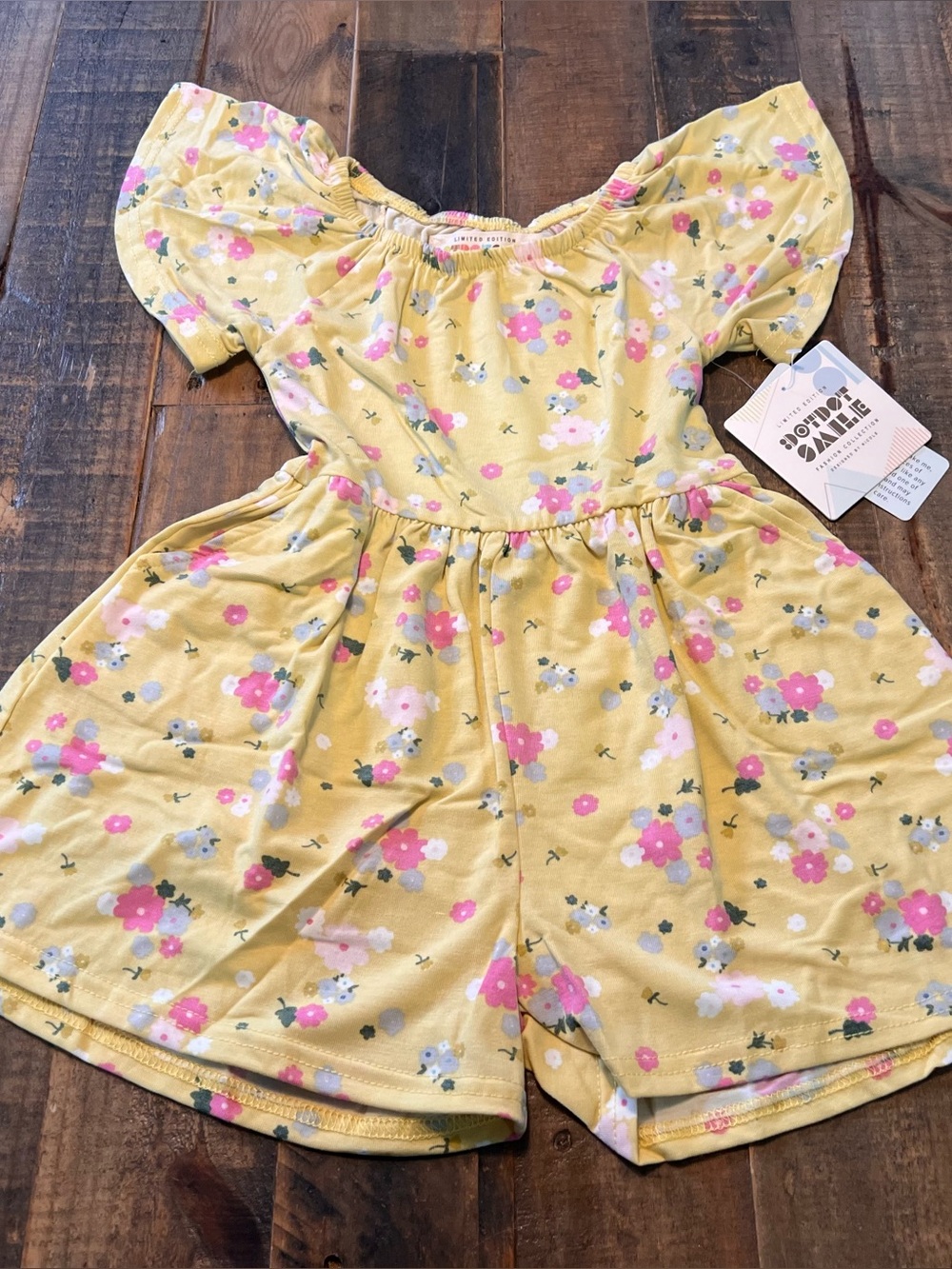 Dot Dot Smile size 3/4 girls fashion collection romper new